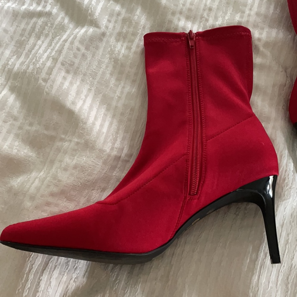 Red Booties ❤️🎈 - Picture 4 of 4